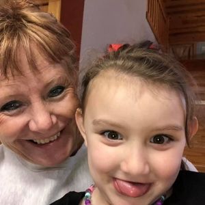 Meet your Posher, Sandy